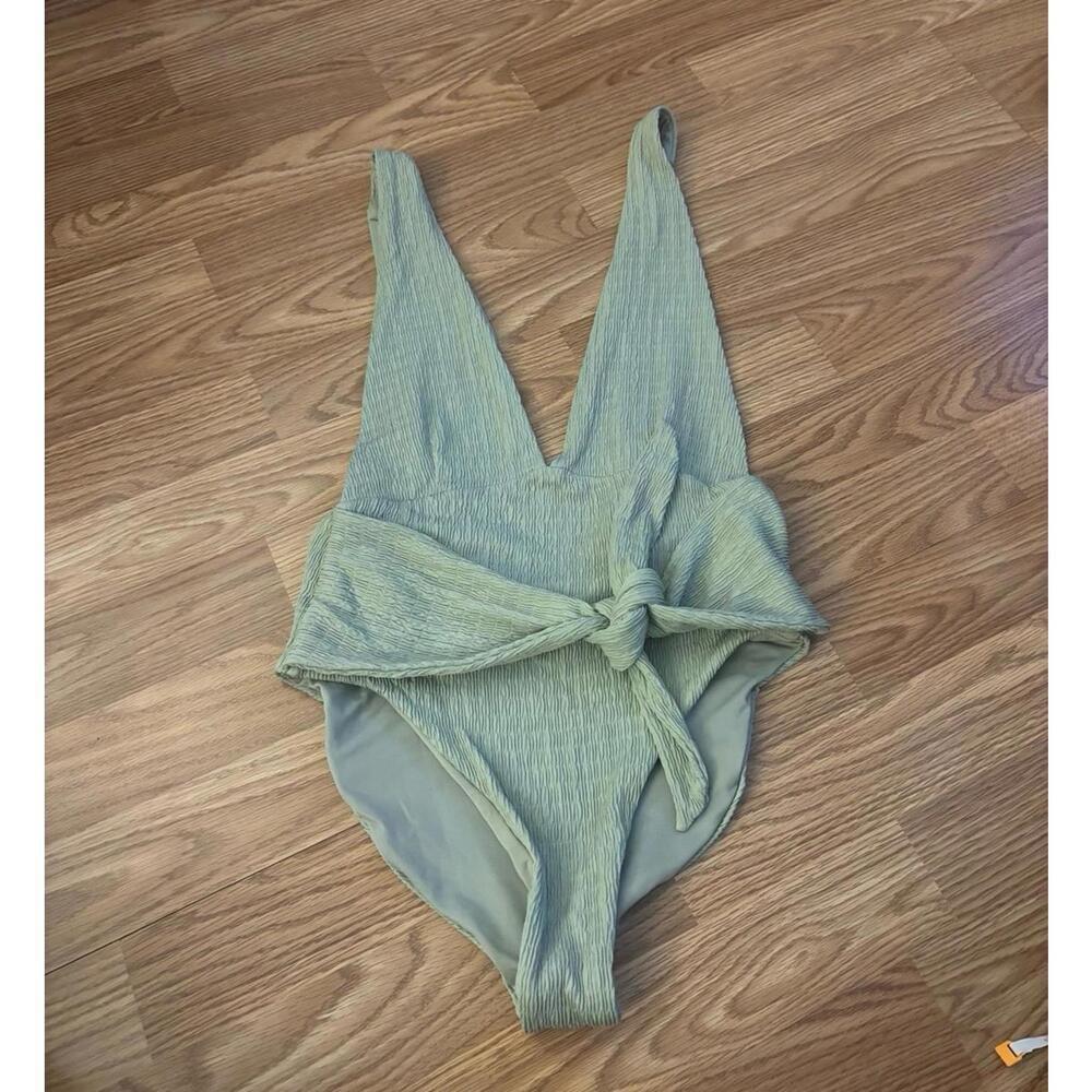 Salty Weekend Fiji Sage Green One Piece Swimsuit Size Large - Picture 4 of 11